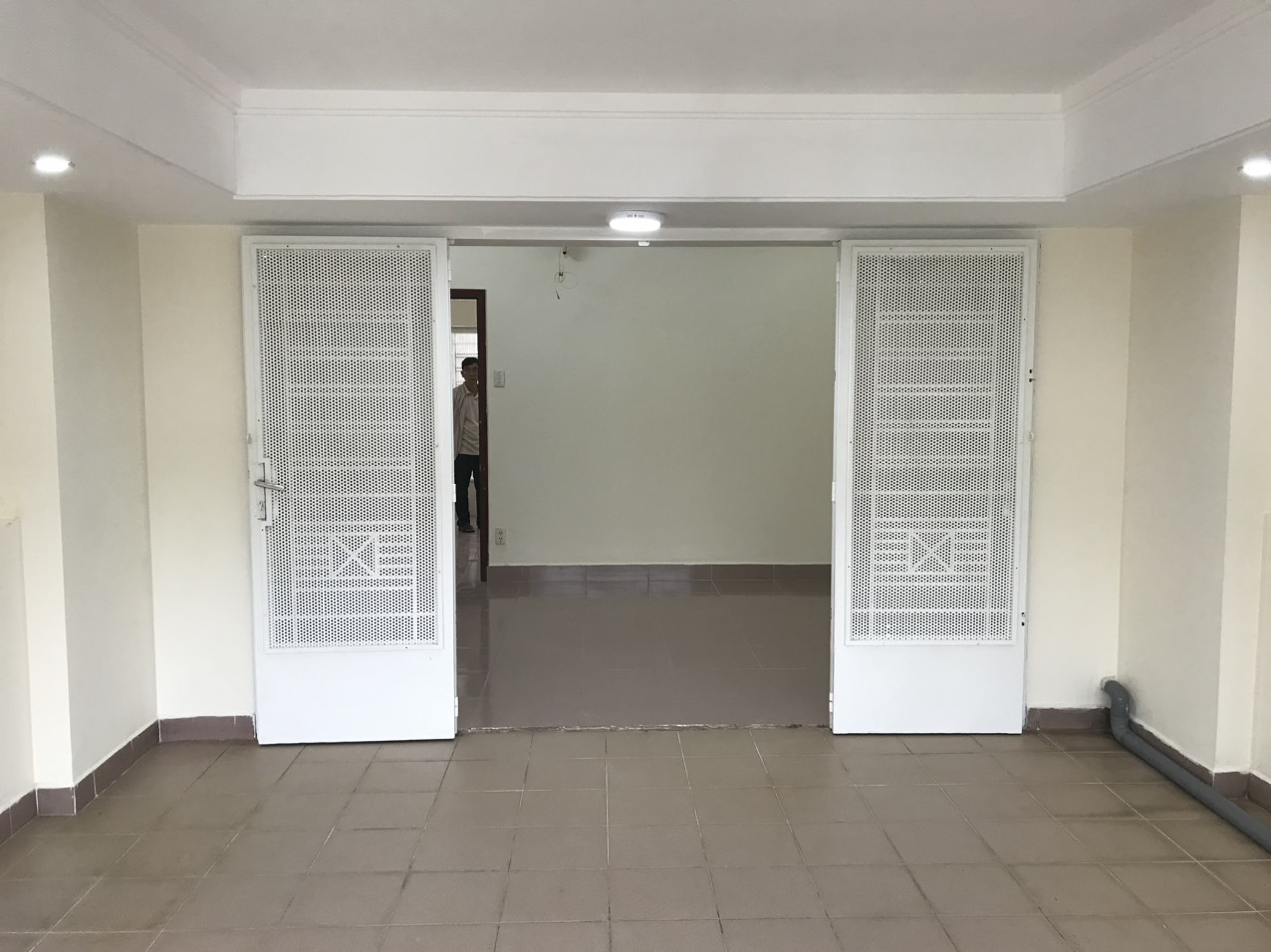 CHo thuê Nguyên Căn MT đường Hoa Sứ, P.7, Quận Phú Nhuận